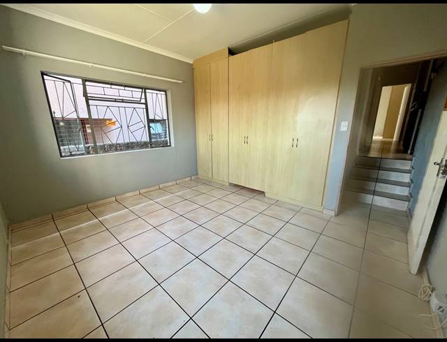 3 BEDROOM HOUSE TO LET IN STONEHENGE